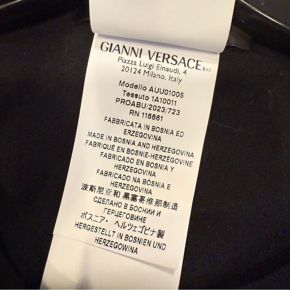 Versace Unisex Gold Medusa Logo Size 4 (M)Crew Neck Black Shirt - Picture 6 of 13